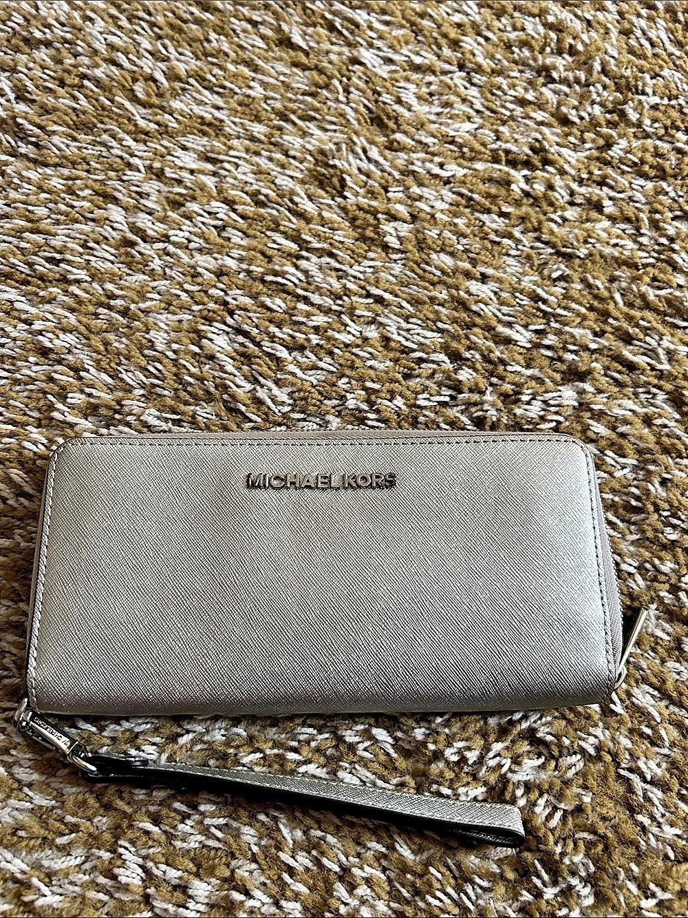 Michael Kors Jet Set Travel Continental Wristlet Wallet Gray
